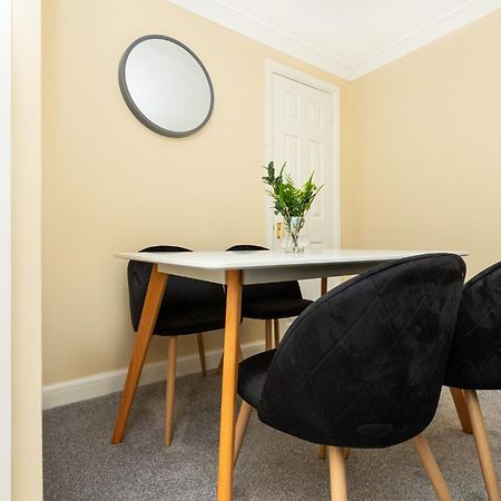 Charming 1Br Flat, Canning Town, Excel, City Hall London Exterior photo